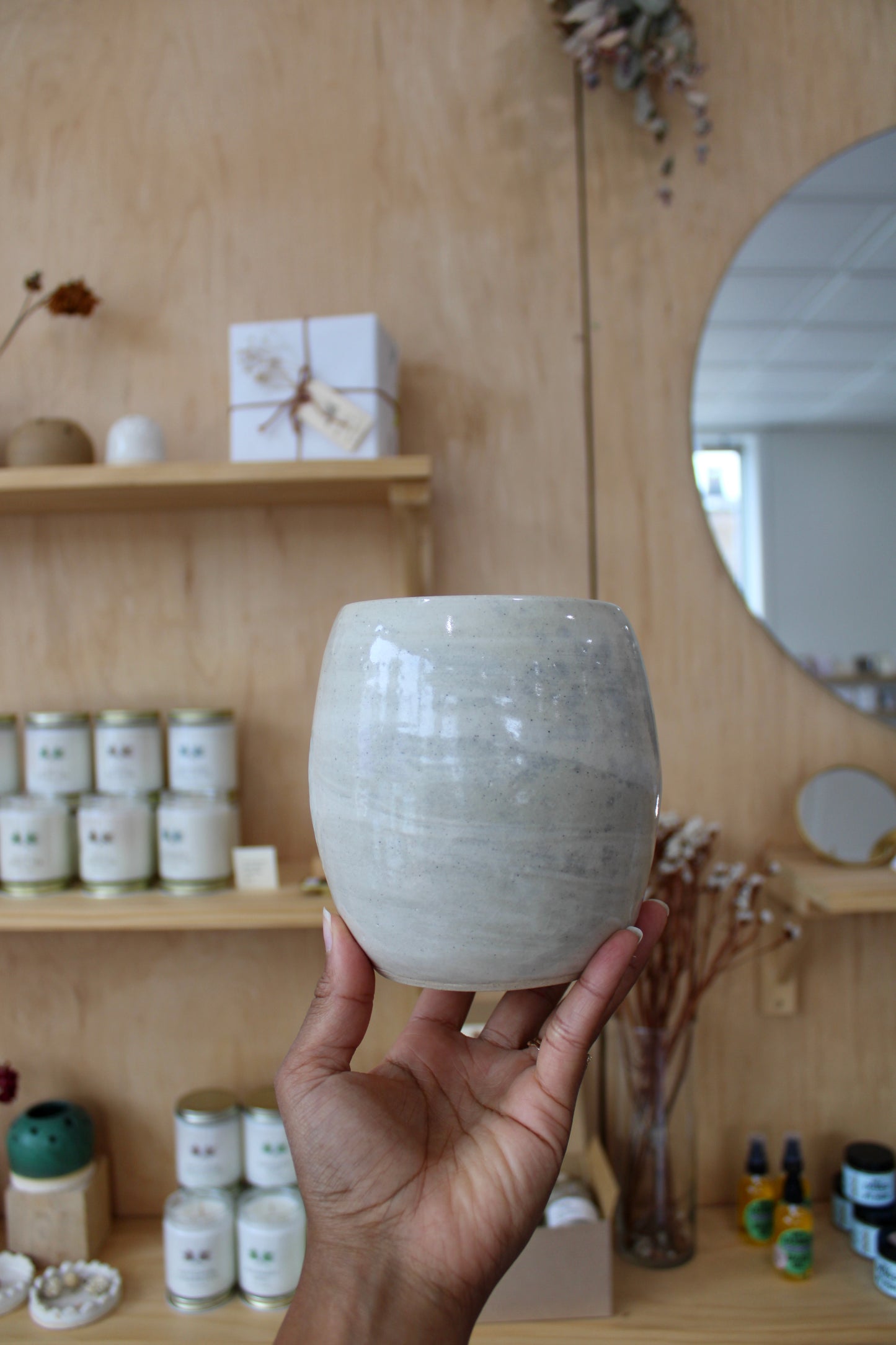 Swirled Clay Body Simple Vase