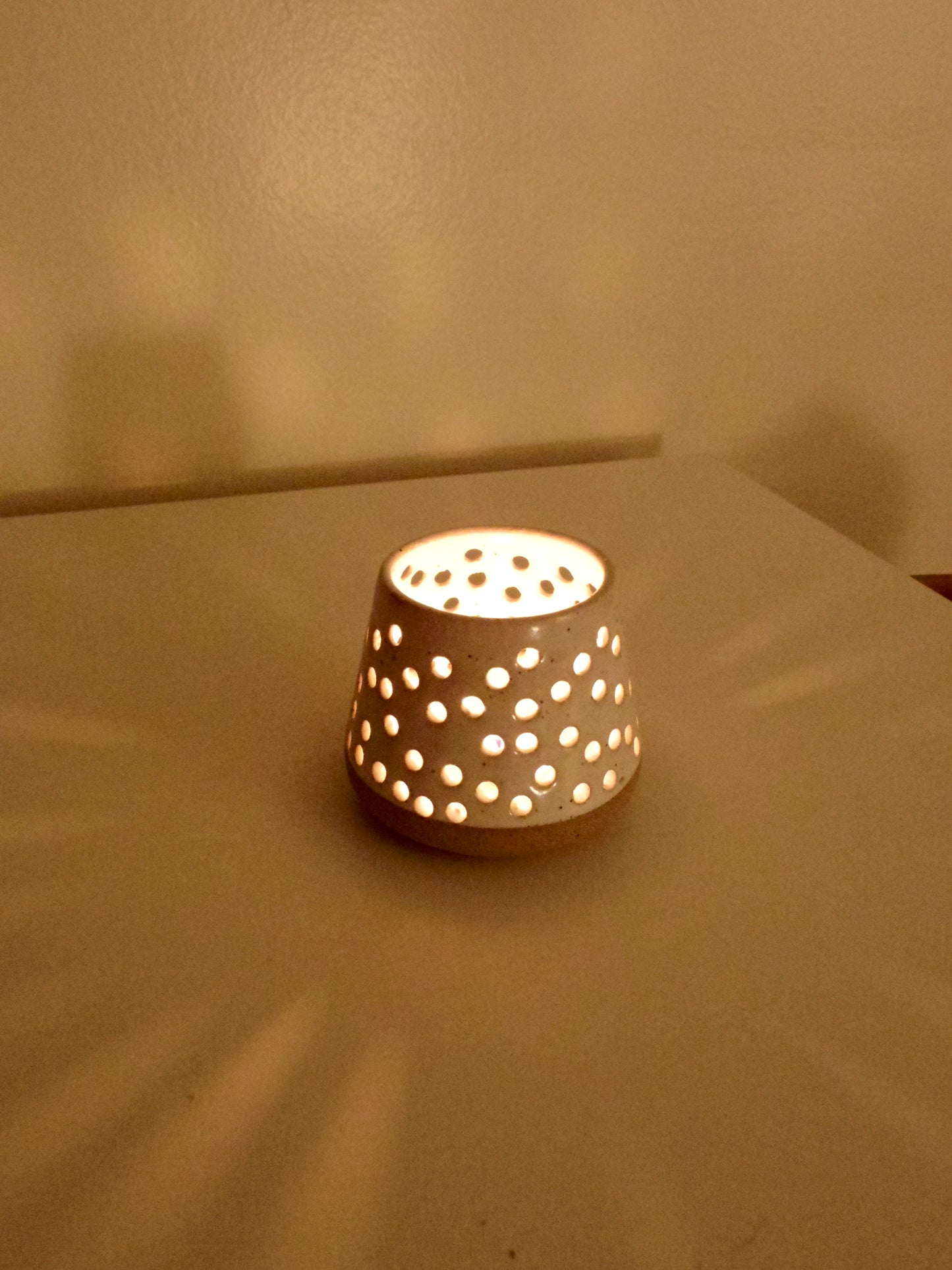 Candle holder